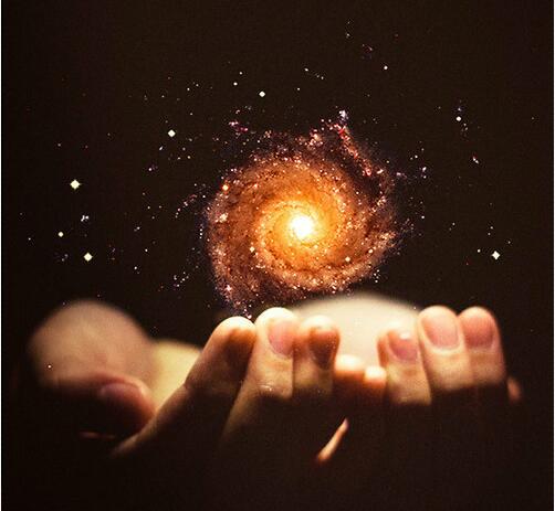 人学研究网 千秋人物 思想家 牛顿 手心里的银河